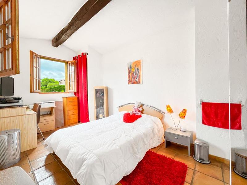 Villa - 188 m² - 6 pièces