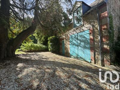 Maison - 215 m² - 7 pièces