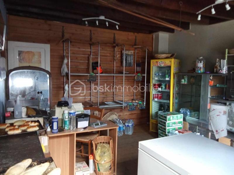 Maison - 212 m² - 5 pièces