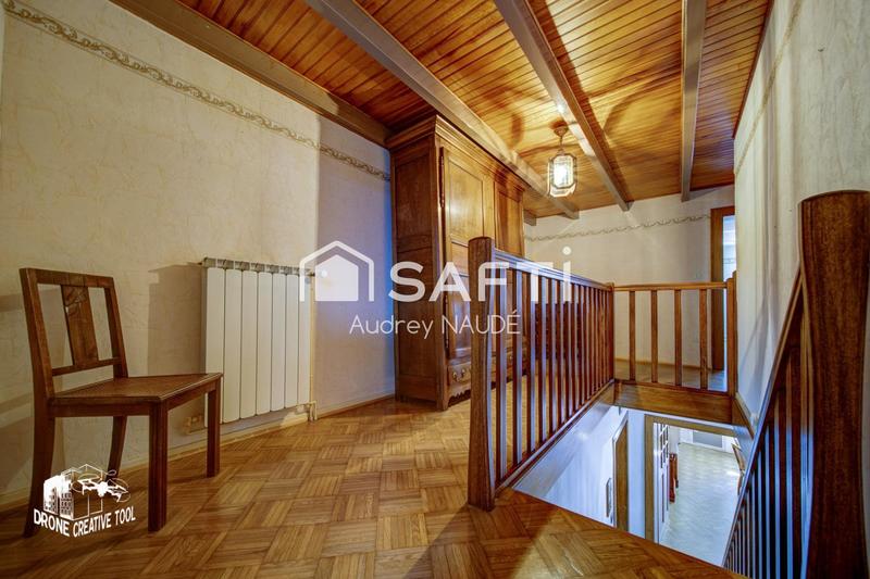Maison - 140 m² - 5 pièces