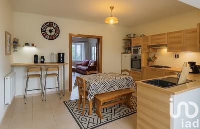 Maison - 180 m² - 7 pièces