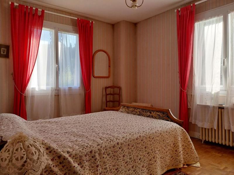 Maison - 151 m² - 7 pièces