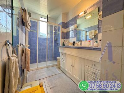 Appartement - 81 m² - 4 pièces