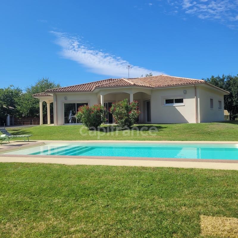 Maison - 156 m² - 6 pièces