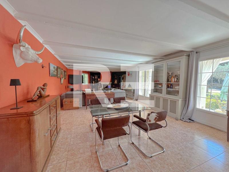 Villa - 154 m² - 4 pièces