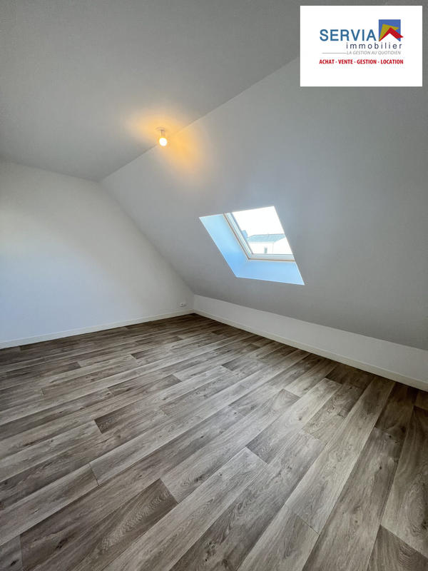 Maison traditionnelle - 100 m² - 5 pièces