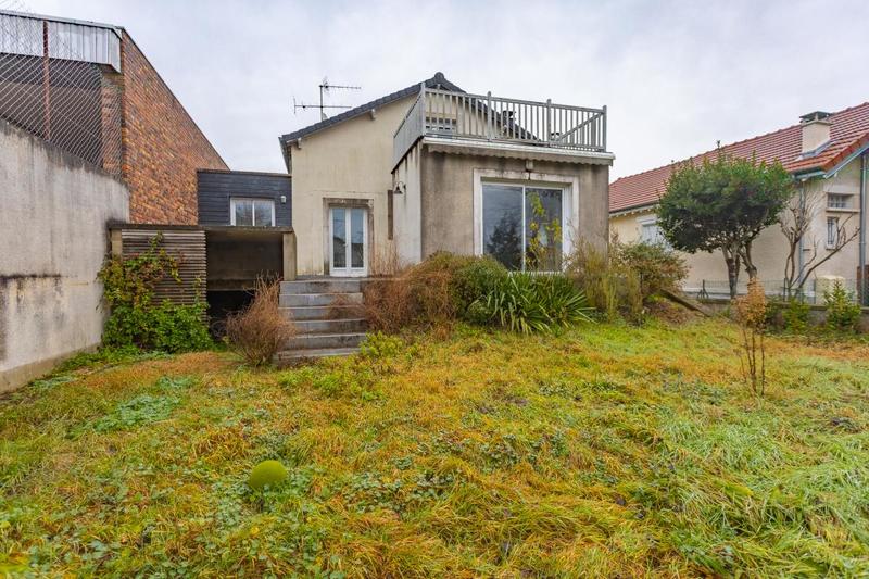 Maison - 120 m² - 2 pièces