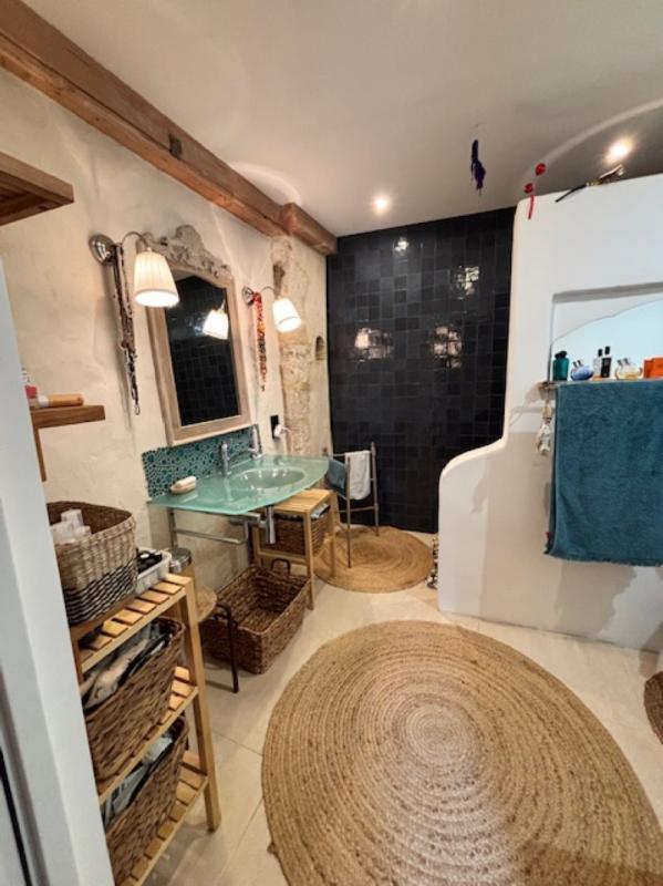 Maison - 300 m² - 14 pièces