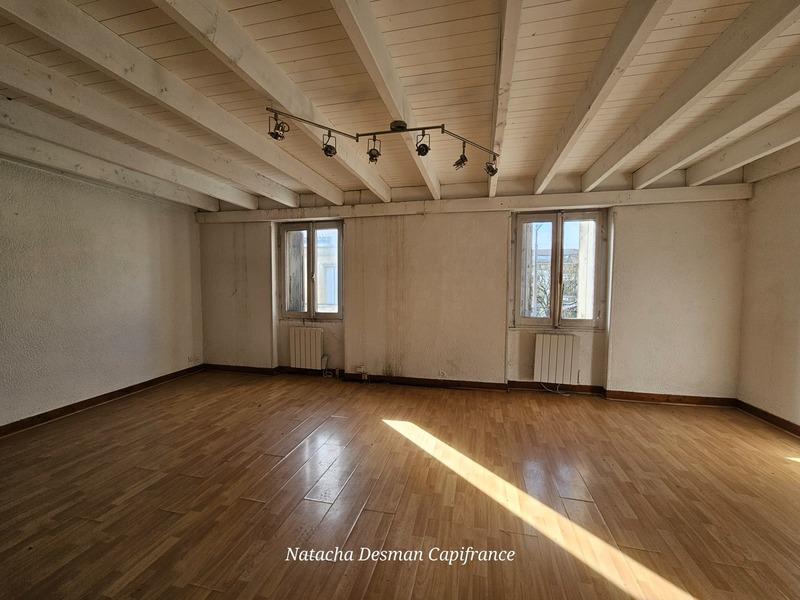 Immeuble - 228 m² - 8 pièces