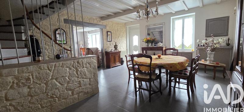 Maison - 121 m² - 5 pièces