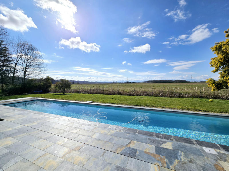 Maison - 120 m² - 4 pièces