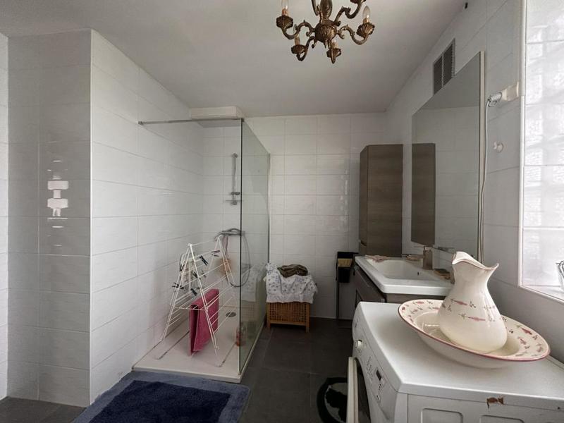 Pavillon - 146 m² - 6 pièces