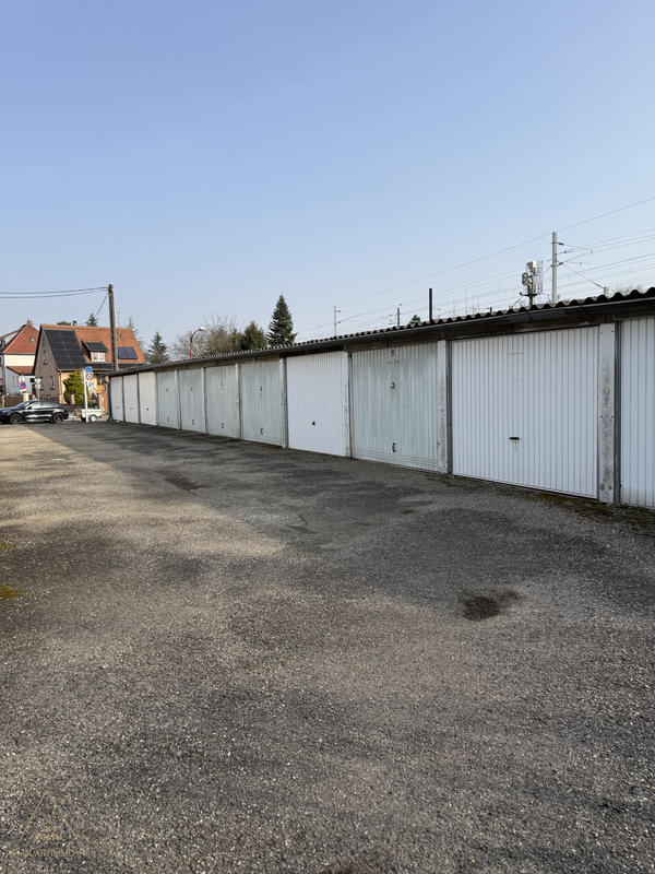 Parking / Garage - 14 m²