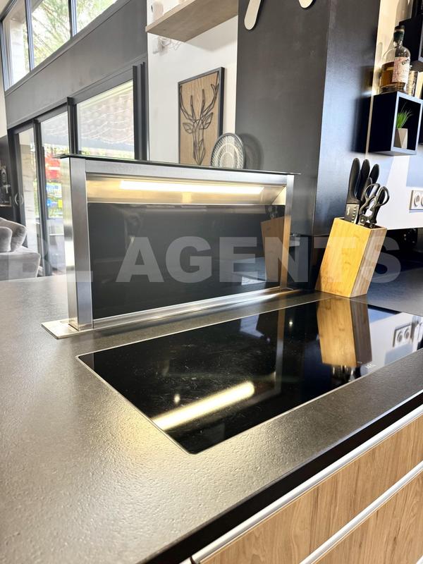 Propriété - 137 m² - 5 pièces