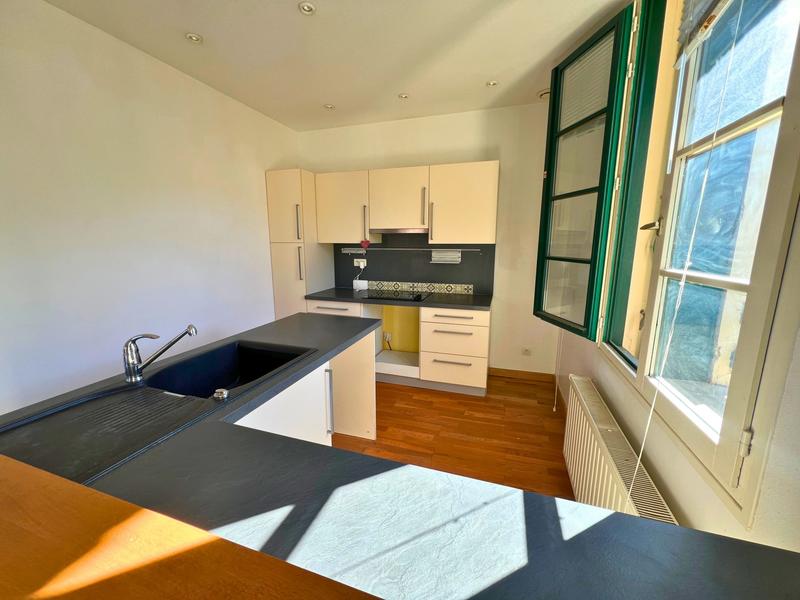 Maison - 101 m² - 5 pièces