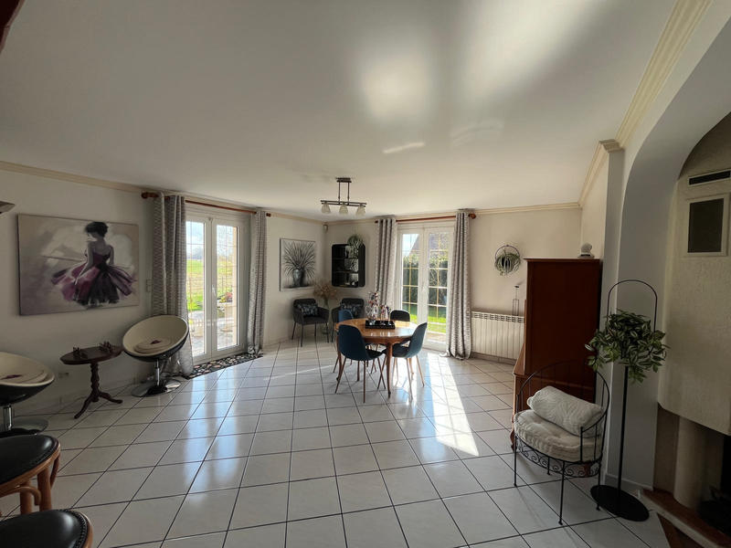 Maison - 162 m² - 6 pièces