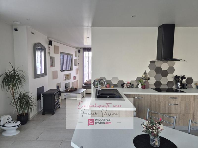 Maison - 193 m² - 6 pièces