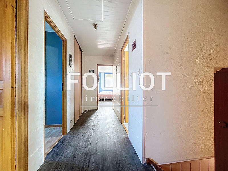 Maison - 187 m² - 7 pièces