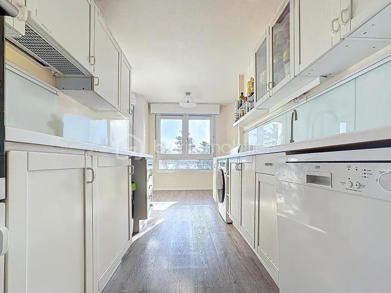 Appartement - 84 m² - 4 pièces