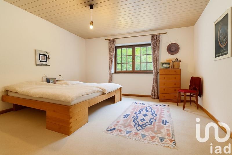 Maison - 245 m² - 10 pièces