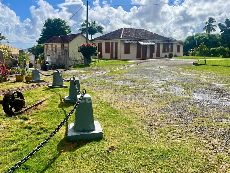 Propriété - 158 m² - 4 pièces