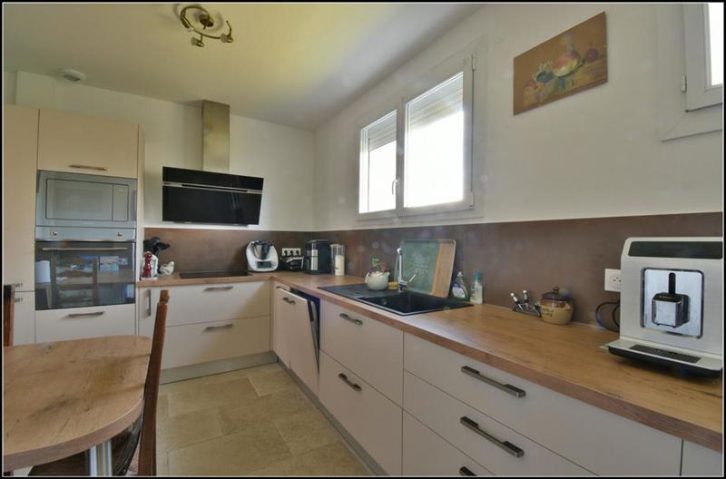 Maison - 97 m² - 4 pièces