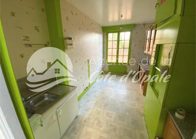 Appartement - 100 m² - 5 pièces