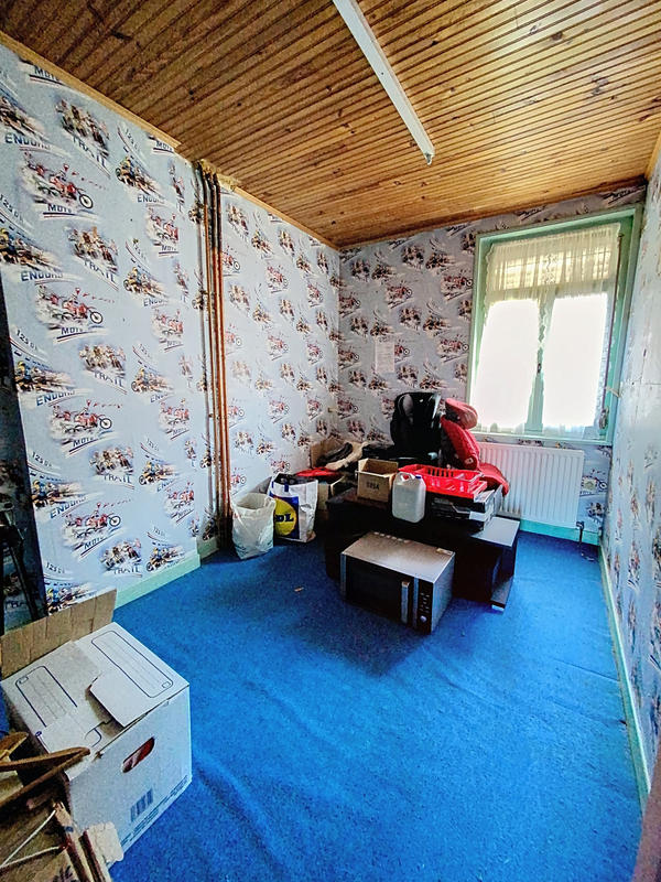 Maison - 144 m² - 9 pièces