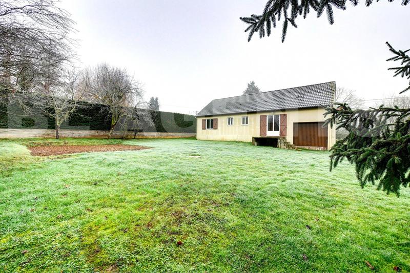 Maison traditionnelle - 103 m² - 6 pièces