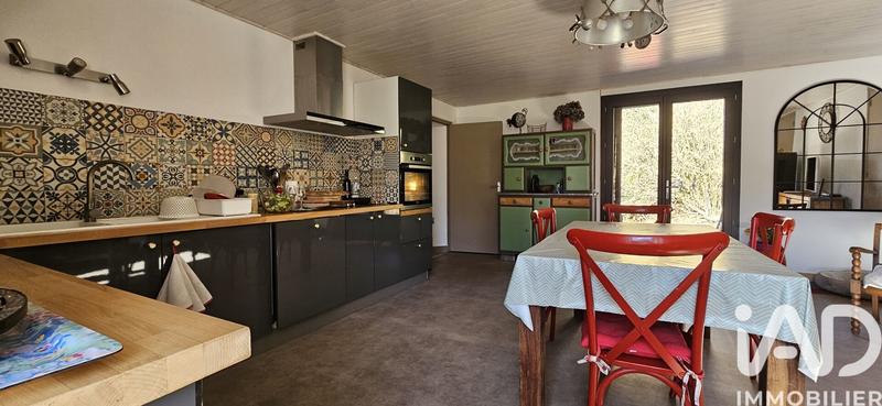 Maison - 122 m² - 5 pièces