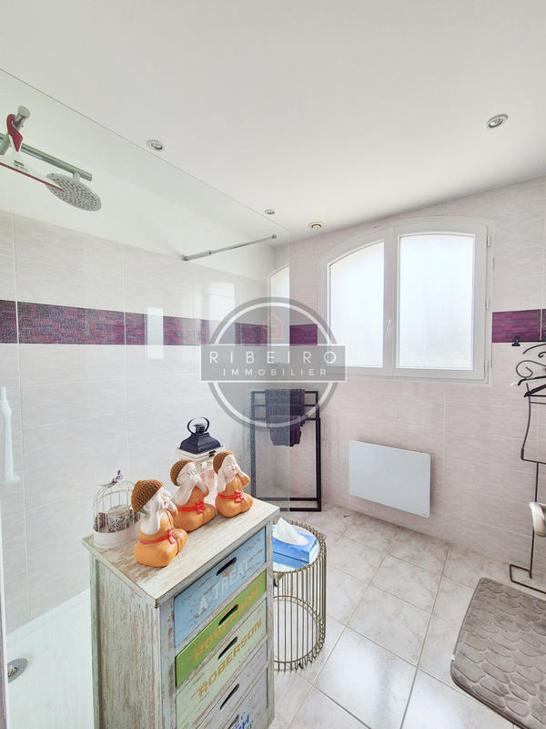 Villa - 161 m² - 5 pièces