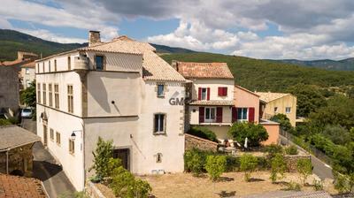 Château - 476 m² - 9 pièces