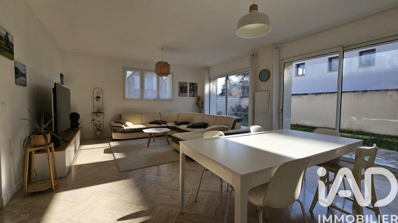 Maison - 158 m² - 8 pièces