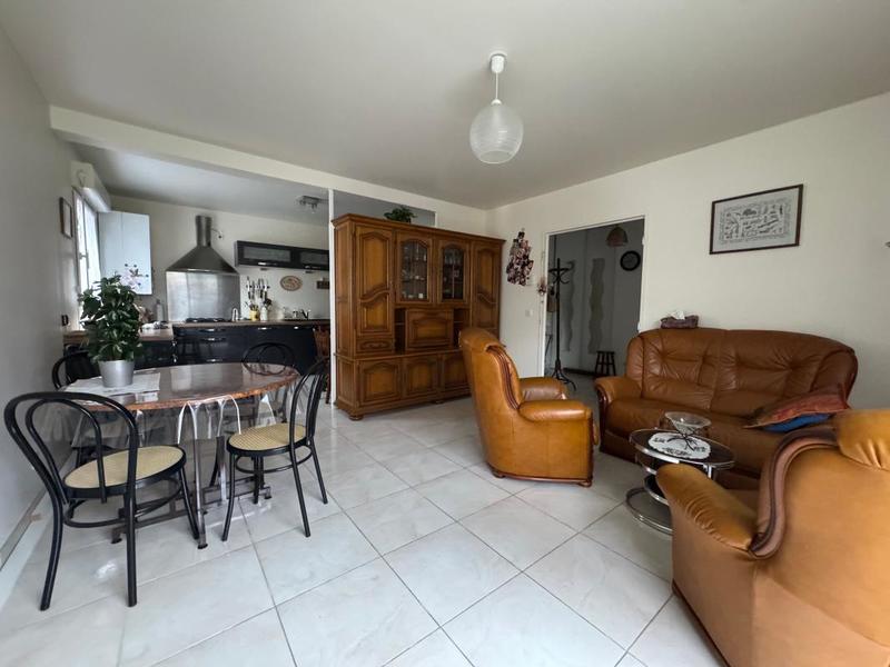 Appartement - 67 m² - 3 pièces