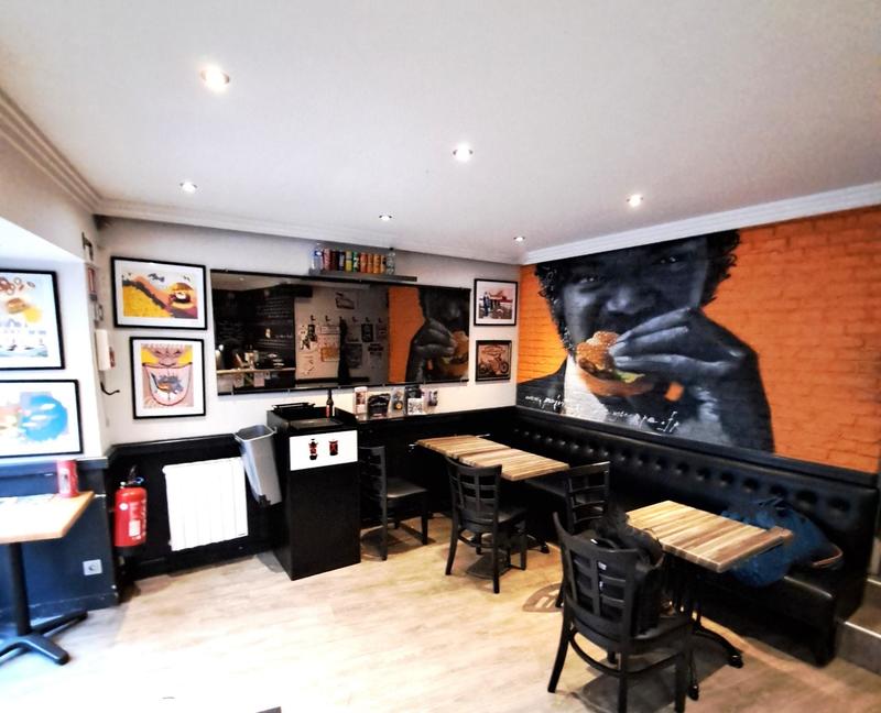 Local commercial - 150 m² - 3 pièces