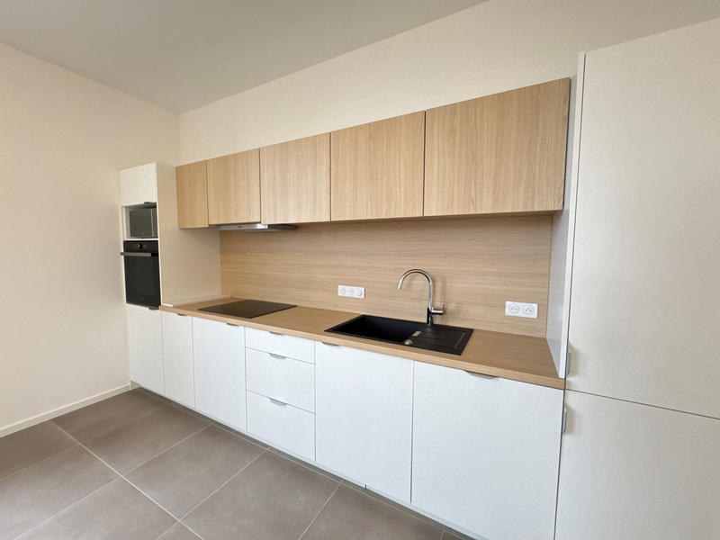 Appartement - 79 m² - 4 pièces