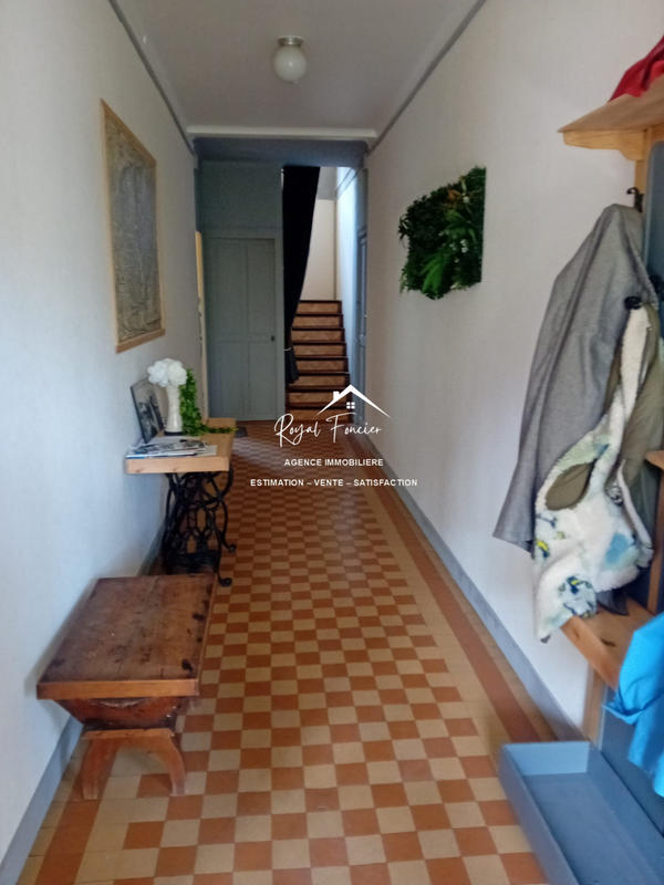 Maison ancienne - 188 m² - 8 pièces