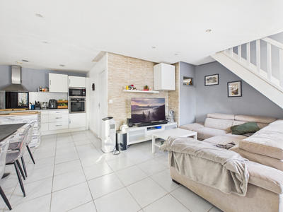 Maison - 75 m² - 5 pièces