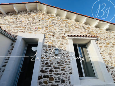 Maison - 95 m² - 4 pièces