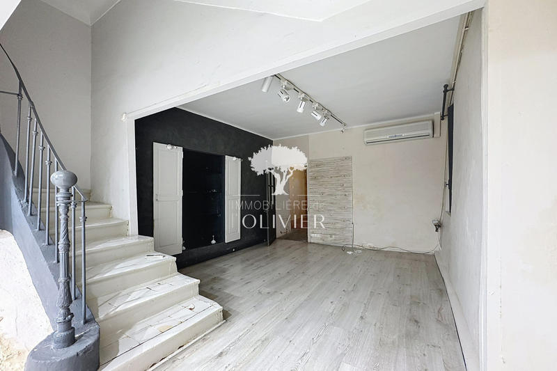 Maison de ville - 215 m² - 10 pièces