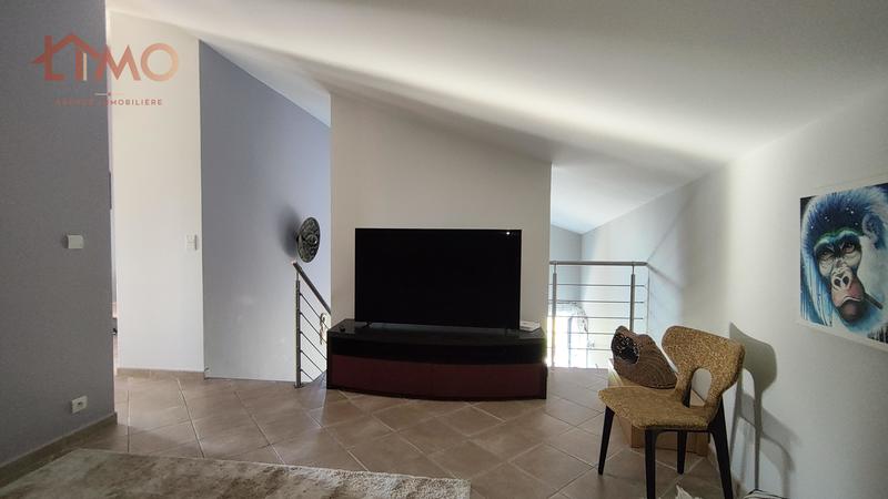 Maison traditionnelle - 170 m² - 6 pièces