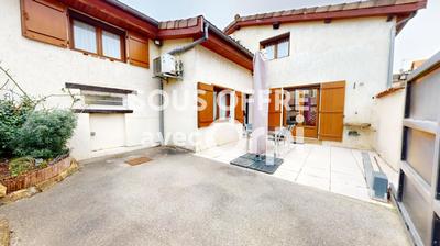 Maison - 150 m² - 4 pièces