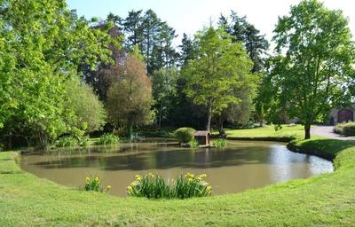 Manoir - 2 000 m² - 30 pièces