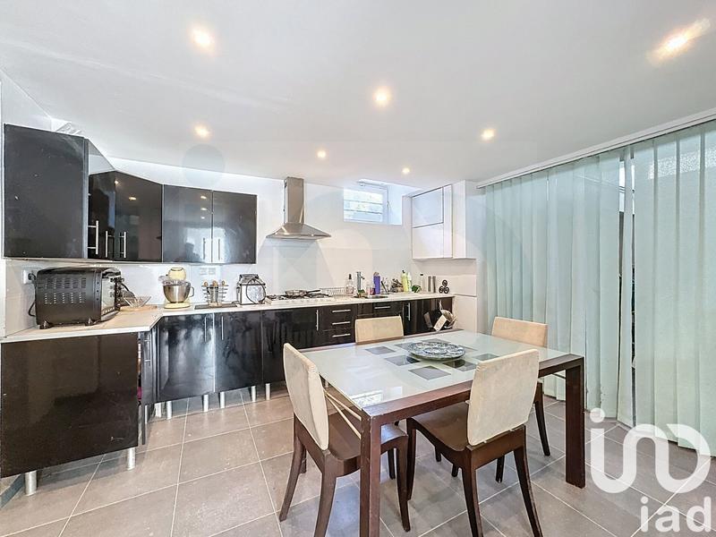 Maison de maîtres - 375 m² - 10 pièces