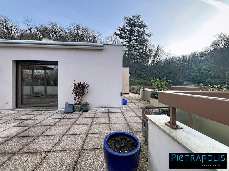 Appartement - 132 m² - 4 pièces