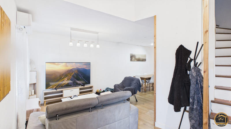 Maison - 103 m² - 4 pièces