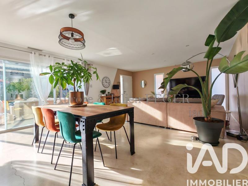 Maison - 116 m² - 4 pièces