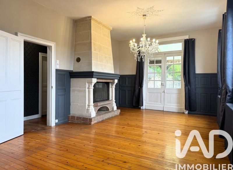 Maison - 202 m² - 6 pièces