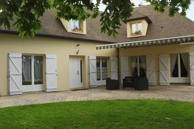 Maison - 215 m² - 9 pièces