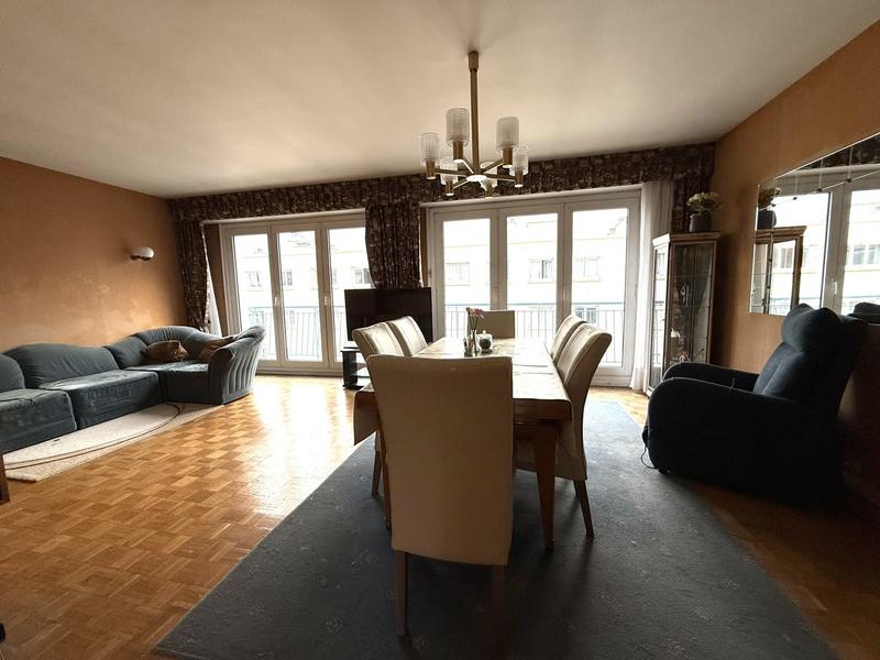 Appartement - 93 m² - 4 pièces